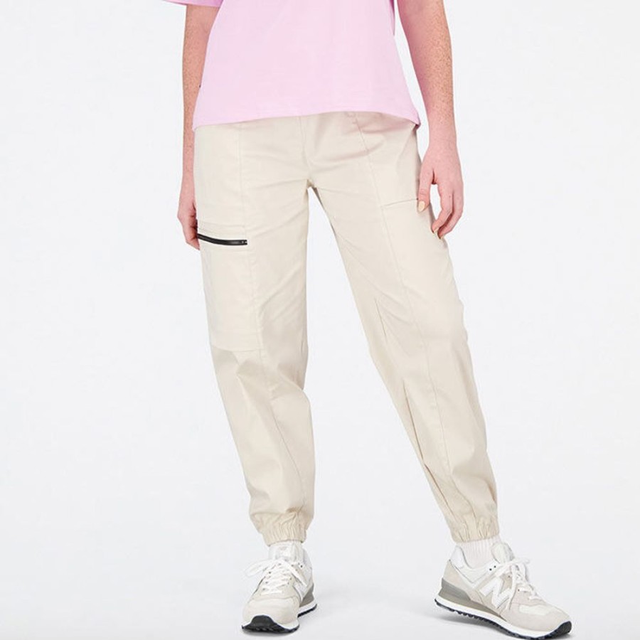 Women New Balance Pants | Women'S At Woven Pant