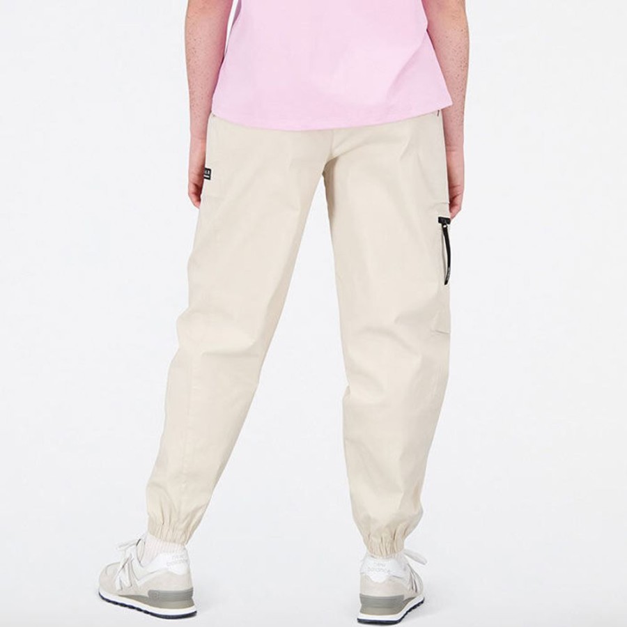 Women New Balance Pants | Women'S At Woven Pant