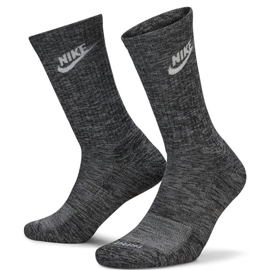 Women Nike Socks | Unisex Everyday Plush Cushioned Crew Sock