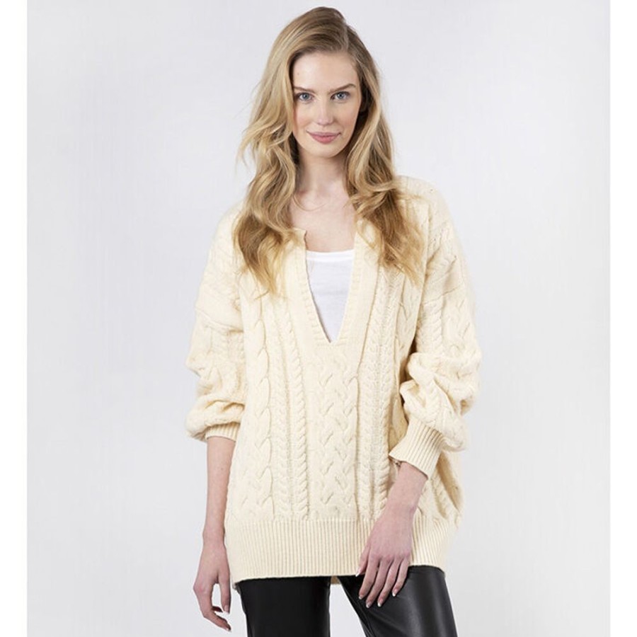 Women Lyla + Luxe Sweaters | Women'S Remington Split Neck Sweater