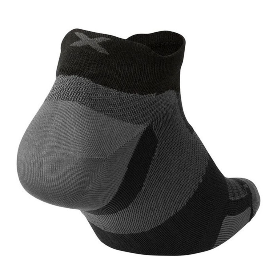 Women 2XU Socks | Unisex Vectr Ultralight No-Show Compression Sock