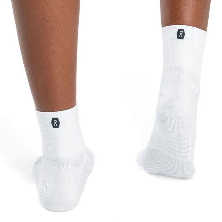 Women On Socks | Women'S Performance Mid Sock